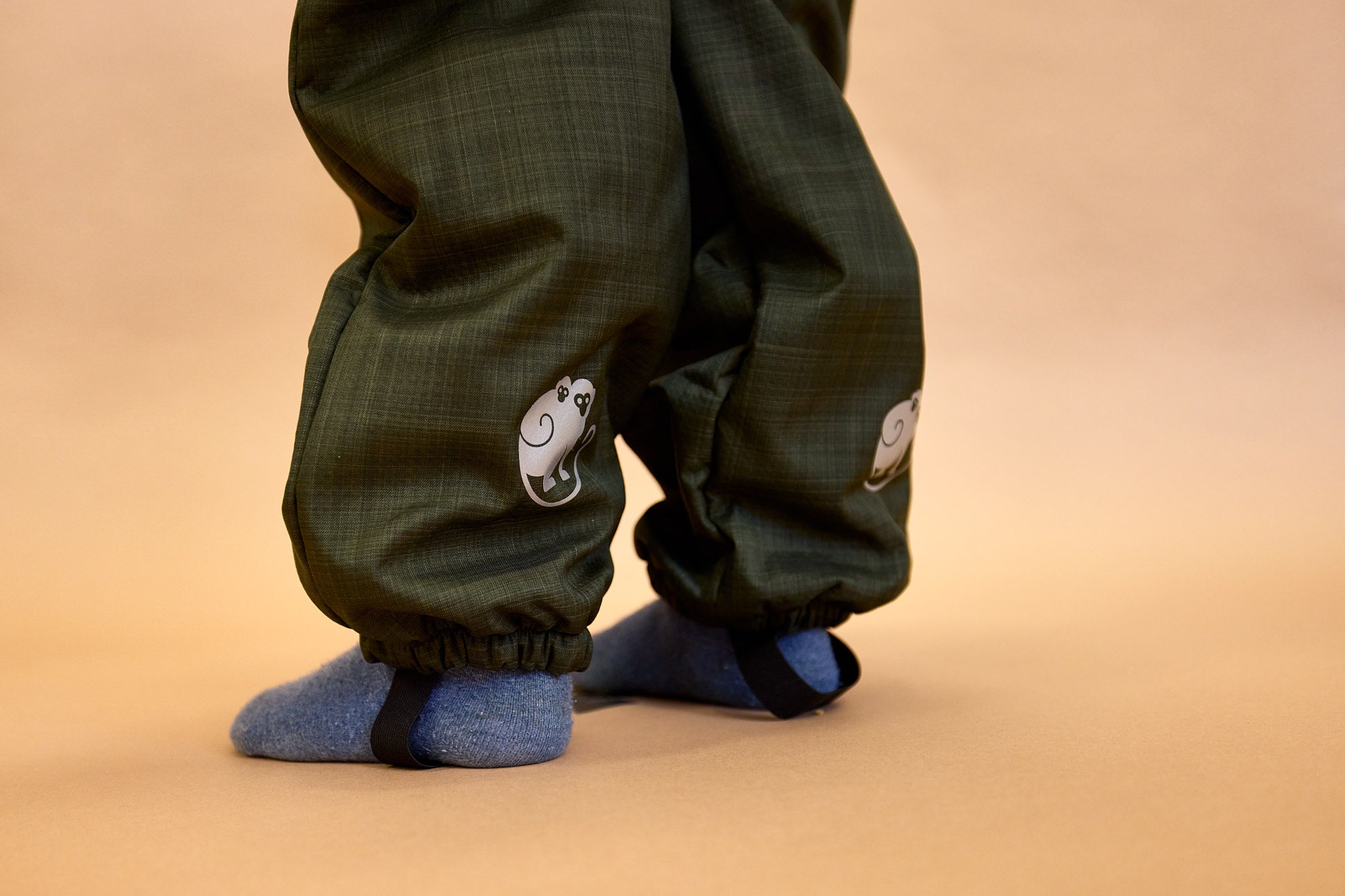 Monkey Mum® Softshelloverall met membraan – Dinosaurussenhemel - maat 98/104, 110/116