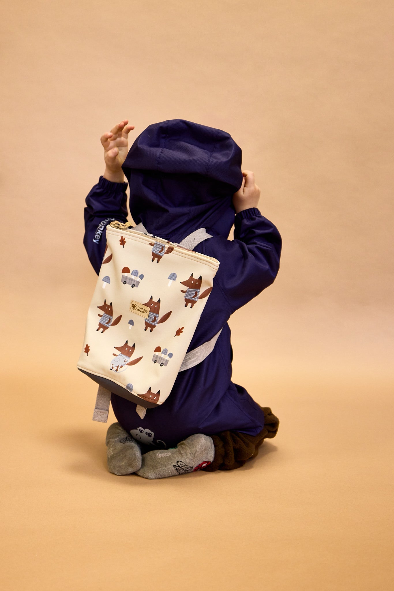 Kindersoftshellrugzakje Monkey Mum® - Vossenspelletjes