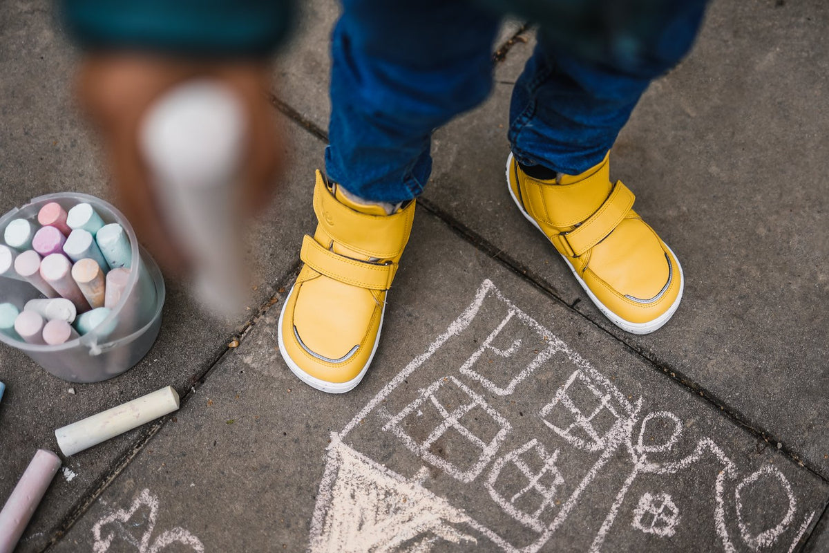 Be Lenka Kinderwinterschoenen op blote voeten Panda 2.0 - Kaasgeel