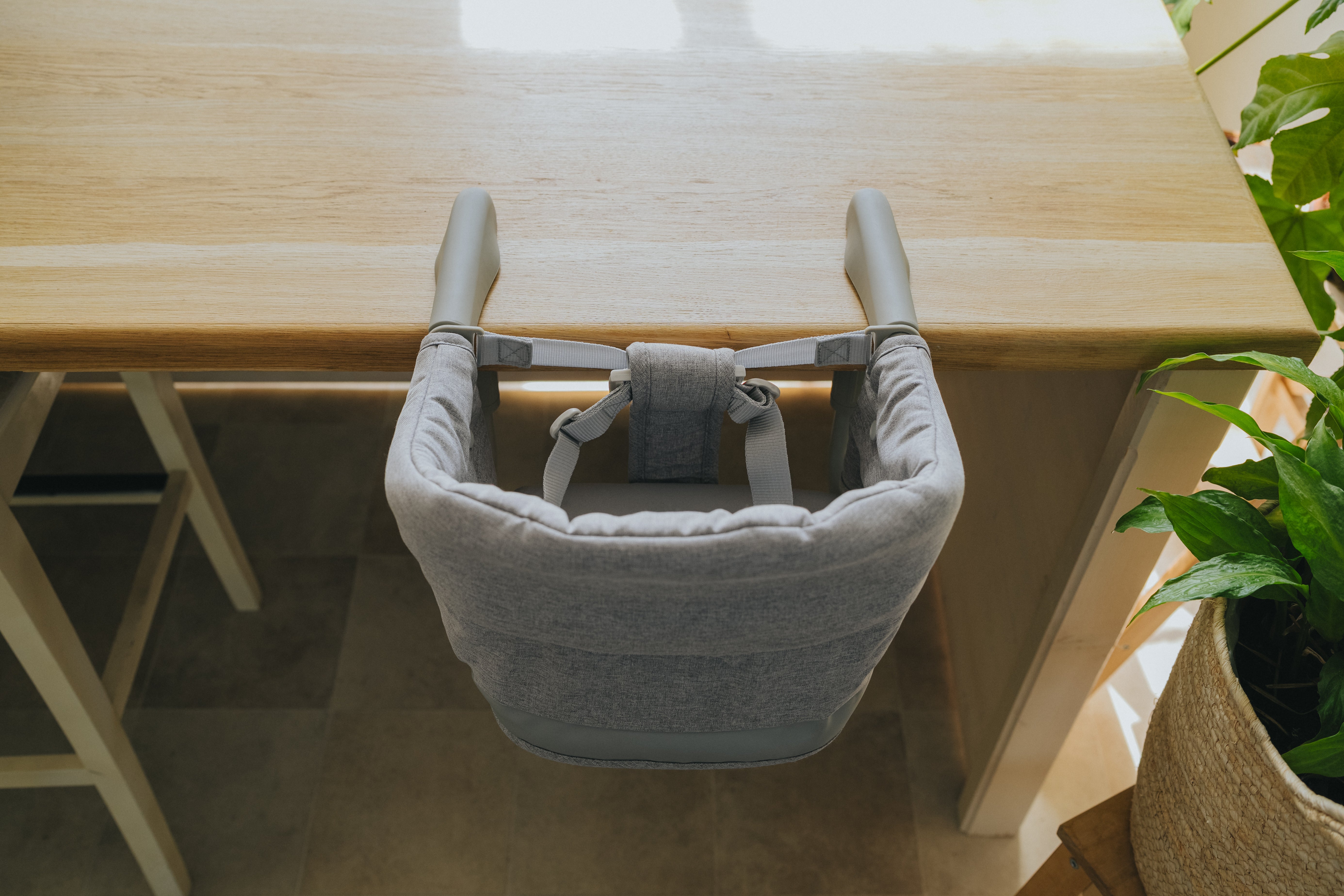 Reis-kinderstoel Monkey Mum® - grijs